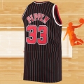 Camiseta Chicago Bulls Scottie Pippen NO 33 Mitchell & Ness 1996-97 Negro