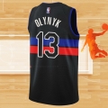 Camiseta Detroit Pistons Kelly Olynyk NO 13 Statement 2022-23 Negro