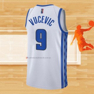 Camiseta Orlando Magic Nikola Vucevic NO 9 Earned 2020-21 Blanco