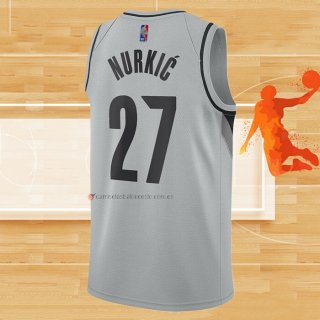 Camiseta Portland Trail Blazers Jusuf Nurkic NO 27 Earned 2020-21 Gris