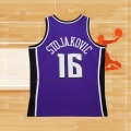 Camiseta Sacramento Kings Peja Stojakovic NO 16 Mitchell & Ness 2002-03 Violeta